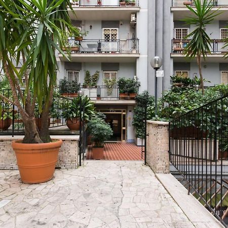 Romeeyes2020 Apartment Luaran gambar