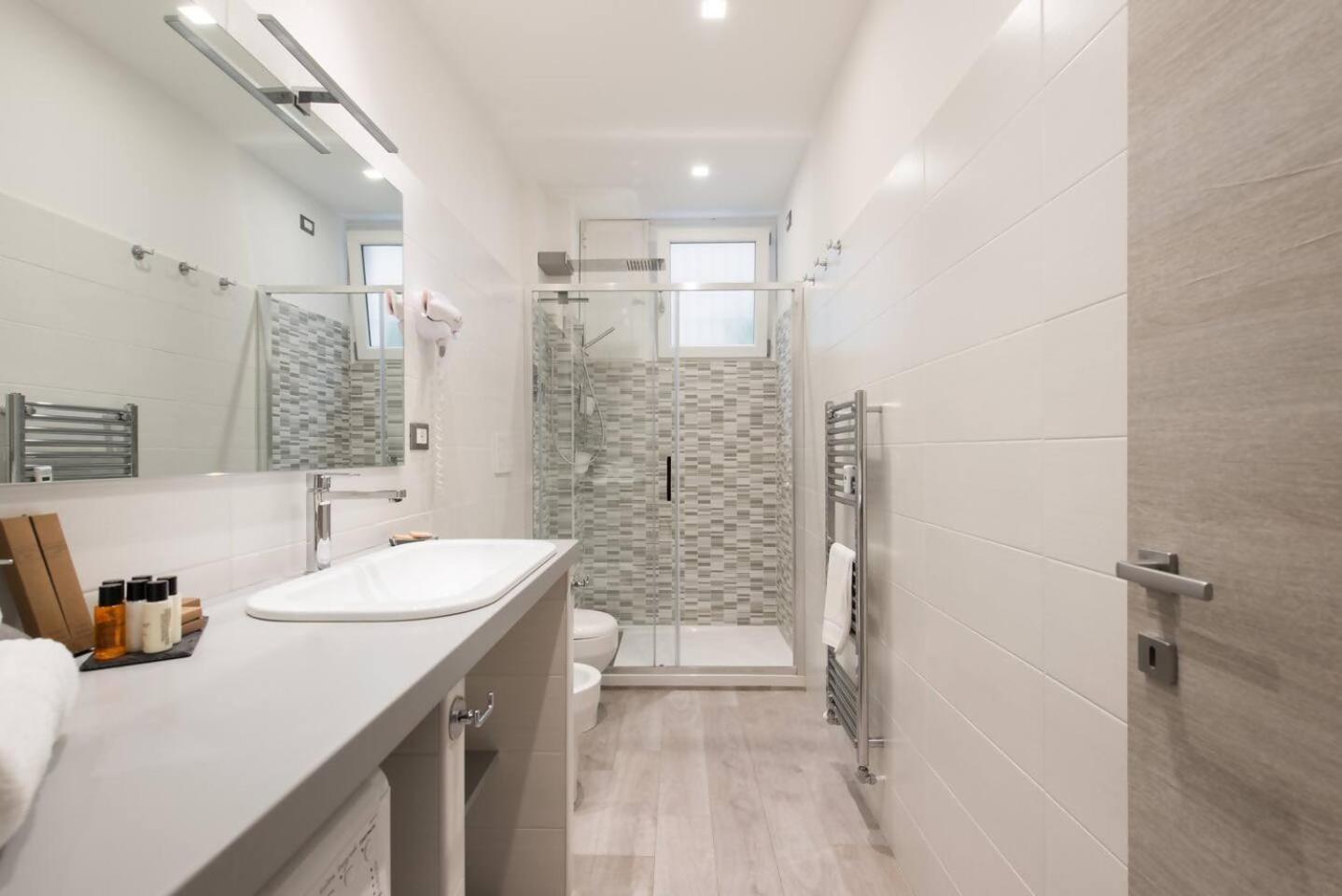Romeeyes2020 Apartment Luaran gambar