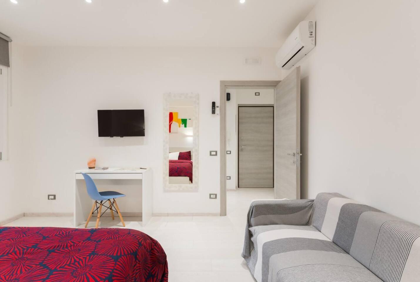 Romeeyes2020 Apartment Luaran gambar