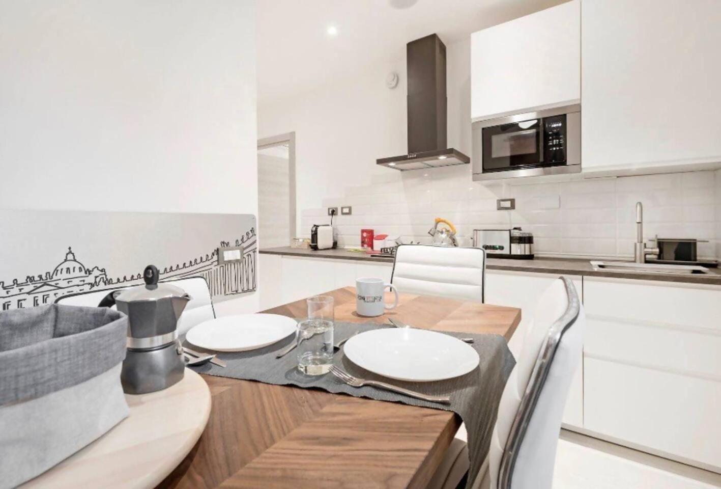 Romeeyes2020 Apartment Luaran gambar